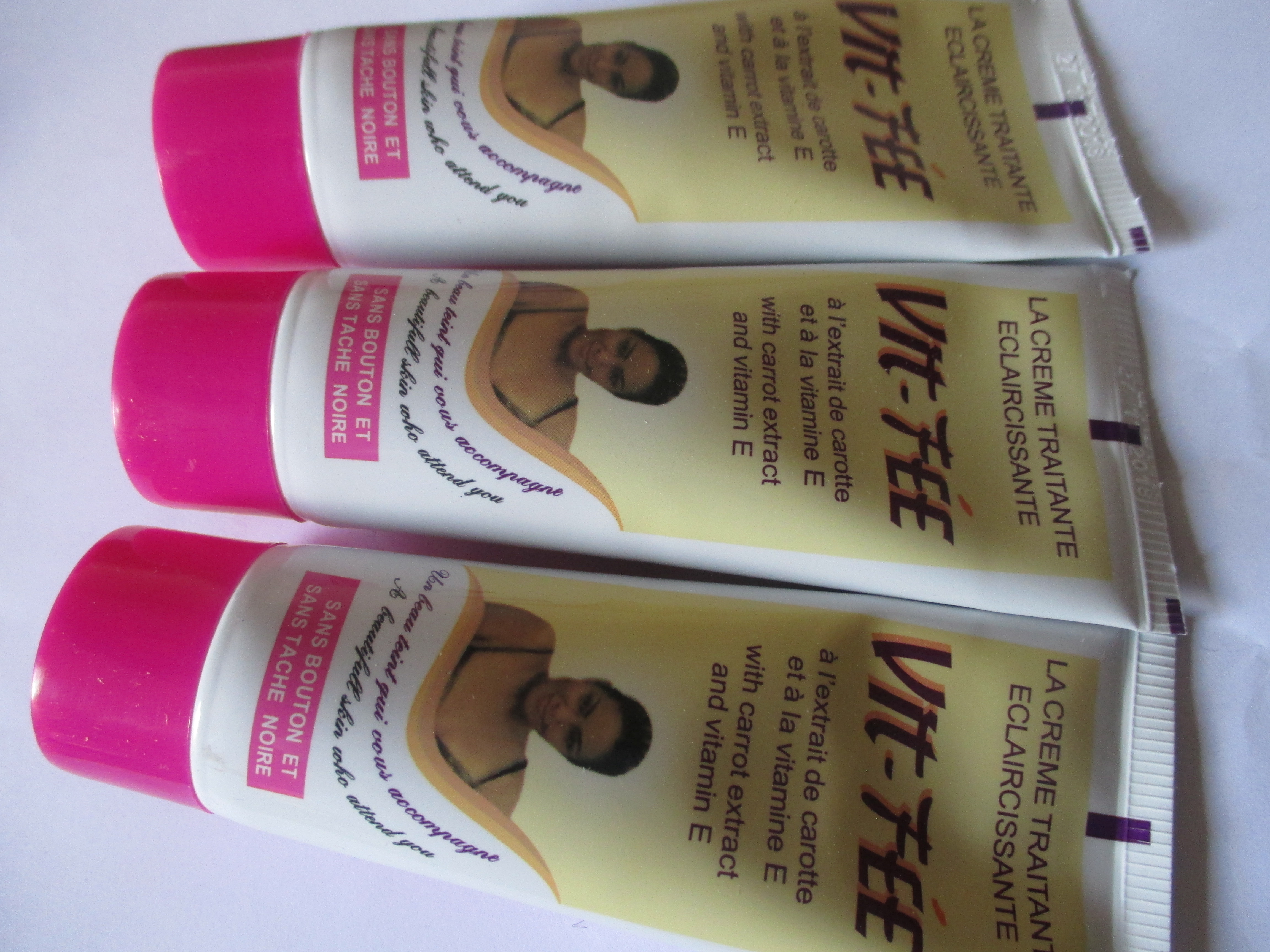 VIT FEE Skin Lightening Cream 70g 1 Tube Nelly Cosmetics vit-fee-skin-lightening-cream-70g-1-tube-nelly-cosmetics